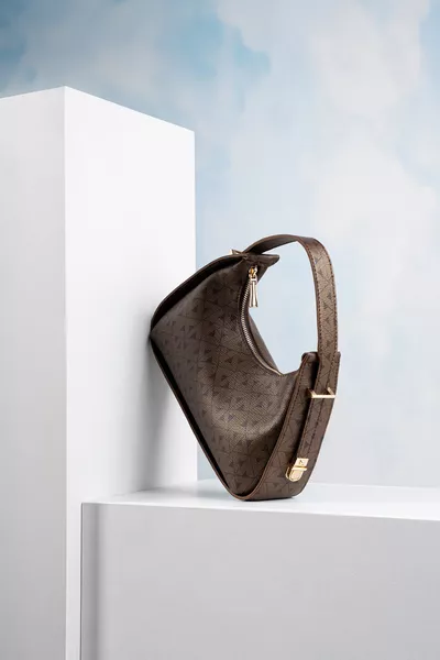 حقيبة يد وكتف نسائية على شكل باغيت