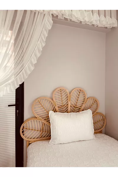 رأس سرير مزدوج مصنوع يدويًا من الخيزران وراطان بعرض  سم باللون الطبيعي