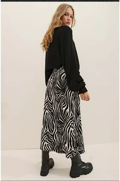 Women's Black High Waist Slit Midi Length Skirt (ZEBRA)