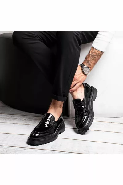 أحذية رجالية سوداء براءات اختراع جلدية كلاسيكية