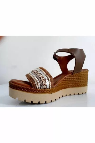 Damen Sandalen mit Ecru-Polsterung und Sohle mit Perleilletten-Detail