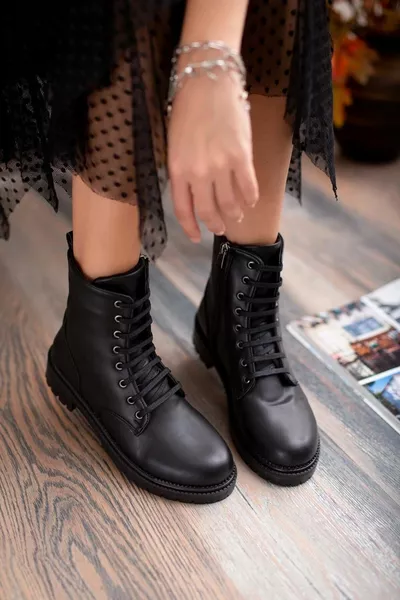 Стойка  All Face Пощенски дамски ботуши ЧЕРЕН