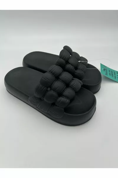 Черни плетени удобни чехли за морски басейн