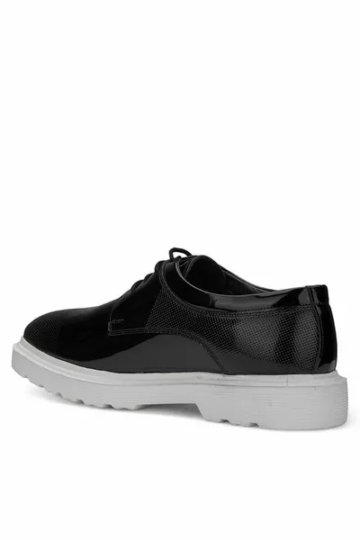 Casual Casual Scarpe da sposo casual in pelle verniciata nera con lacci Scarpe classiche con suola bianca 