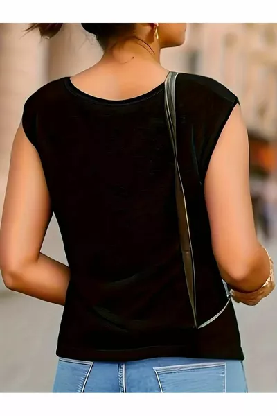 تي شيرت نسائي كبير الحجم رث برقبة على شكل V