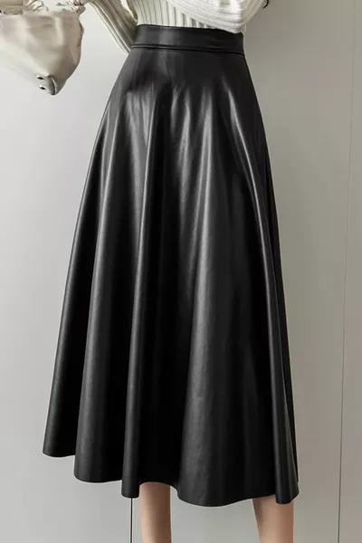 تنورة واسعة من جلد مولانا - أسود