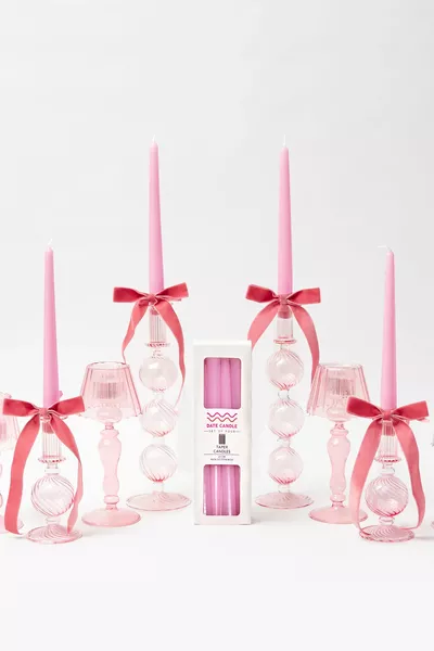 Свещник с конусовидна свещ в пастелни цветове - комплект от 4