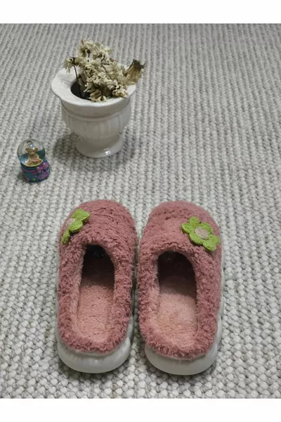 شبشب منزلي مرن منقوش ناعم