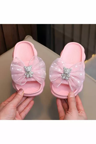 النعال مع زخرفة الدب والشريط