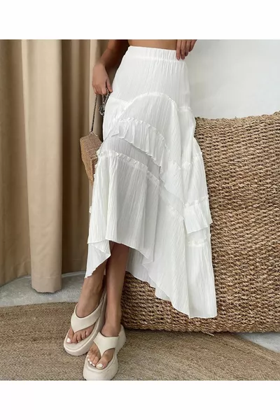 Бяла бохемска асиметрична пола