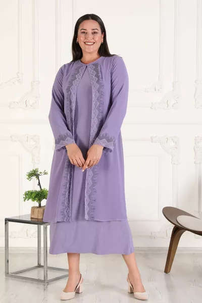 بالإضافة إلى حجم فساتين السهرة الحجاب