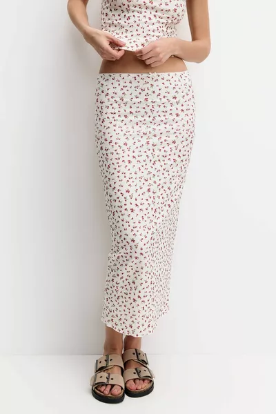 Пола с флорални мотиви с детайли Kamisol