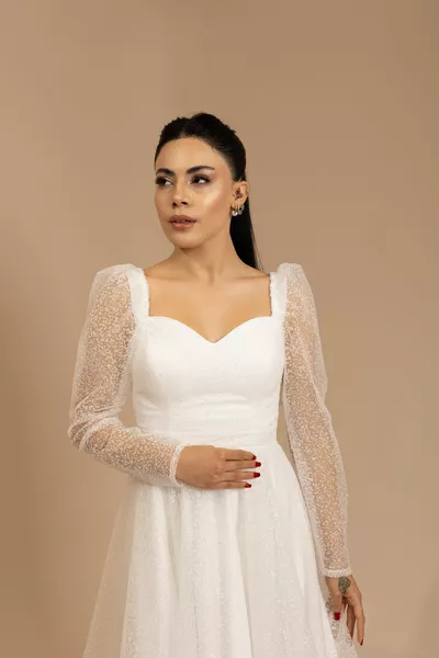 Cecilia Verlobungs- und Brautkleid aus Tüll mit Farbverlauf und Herzkragen