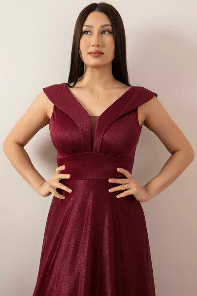 فستان سهرة طويل من التول اللامع 