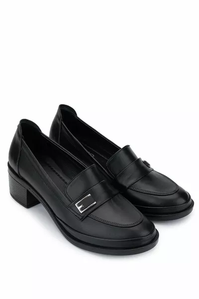 جلد طبيعي نسائي جلد أسود المتسكعون