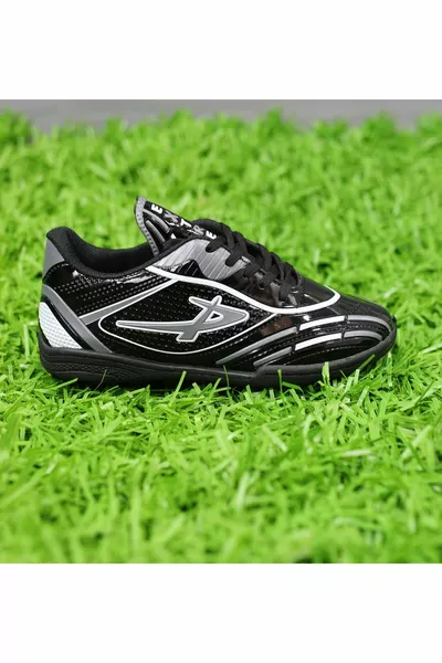 الموسم الجديد والعتاد الأسود جيري براءات الاختراع الجلود الدانتيل متابعة أحذية Astroturf أحذية كرة القدم