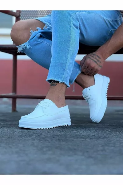 أبيض الرجال التفاف أحذية عارضة