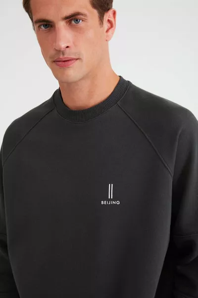 الشرق الأقصى استرخاء قميص من النوع الثقيل أنثراسايت كبير الحجم