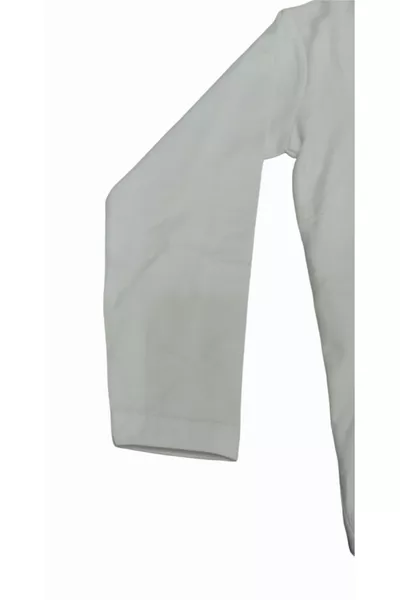 تيشيرت طويل الأكمام بقصة ضيقة وياقة دائرية أساسية مع لمسة ليكرا