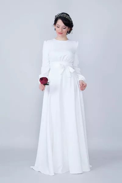 جولة الرقبة طويلة الأكمام المنسوجة النسيج الرباط الخصر حزام جيب ماكسي طول دعوة وسهرة اللباس