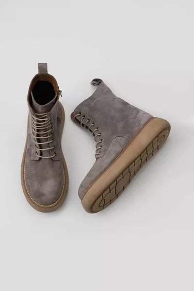 حذاء مينك سويدي نسائي بكعب مبطن 