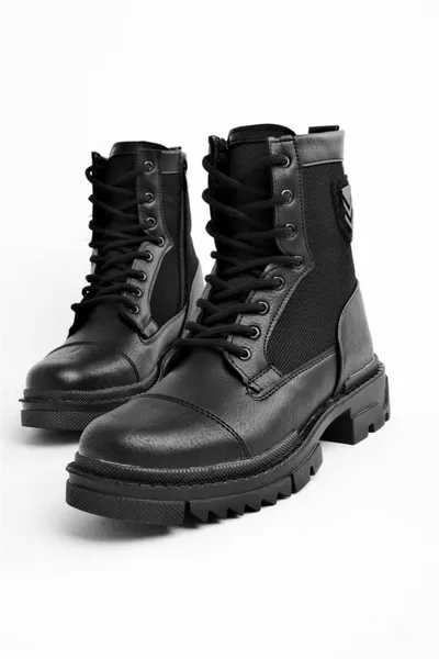 حذاء بريدي رجالي برباط بسحاب أسود