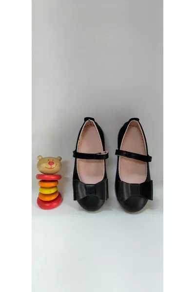 TIRENTI الفتيات الأسود أحذية متوسطة القدم أحذية الباليه الشقق