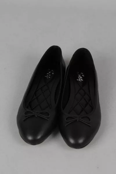 اختر  باليه فلاتس أسود