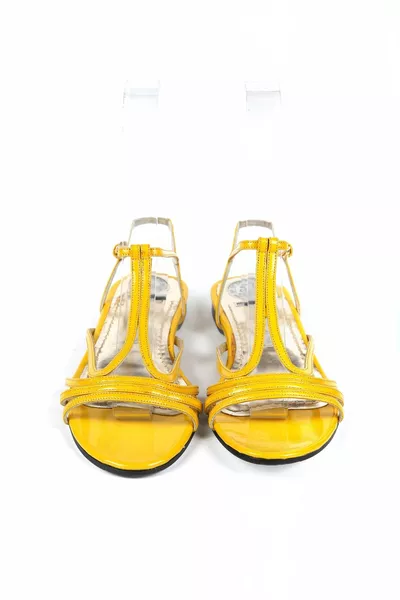 Sandales en cuir verni jaune pour femme
