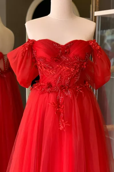 Kırmızı 3 Boyutlu Dantel Detaylı Midi Boy Abiye Ve Balo Elbisesi