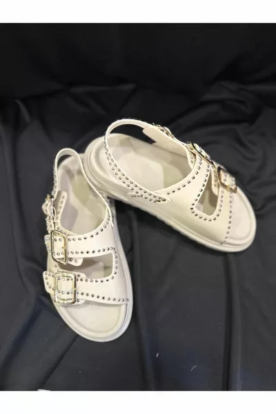 Ежедневни сандали с камъни