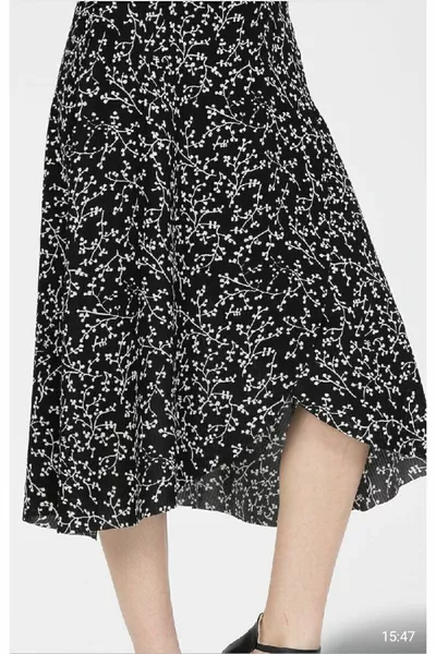 New Season Summer Floral Patterned Black Skirt with Slit in the Front