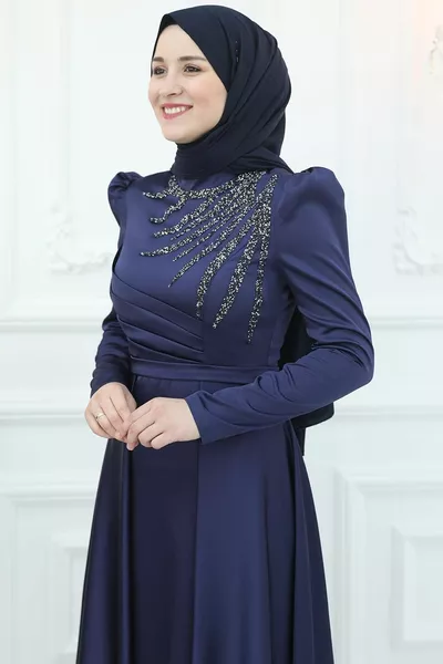 Дамска тъмносиня рокля Berceste стилна сатенена вечерна рокля Berceste със скъпоценни камъни