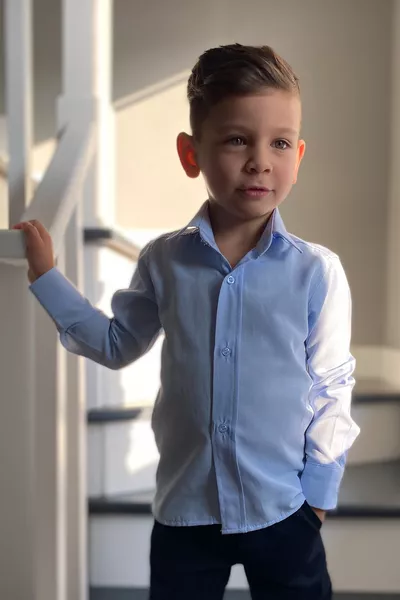 Jungen einfarbiges Hemd