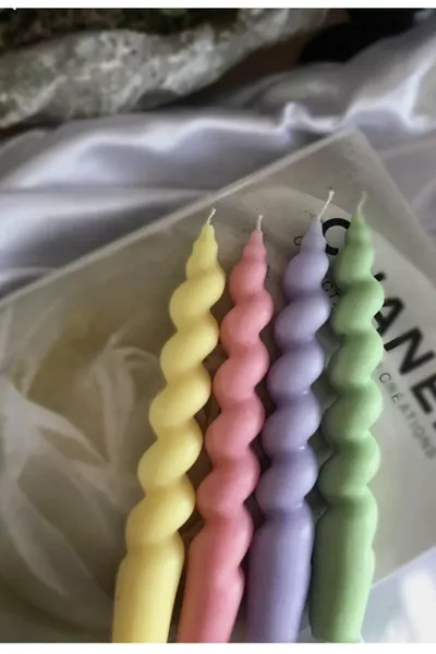 Bougeoir décoratif à spirale quadruple