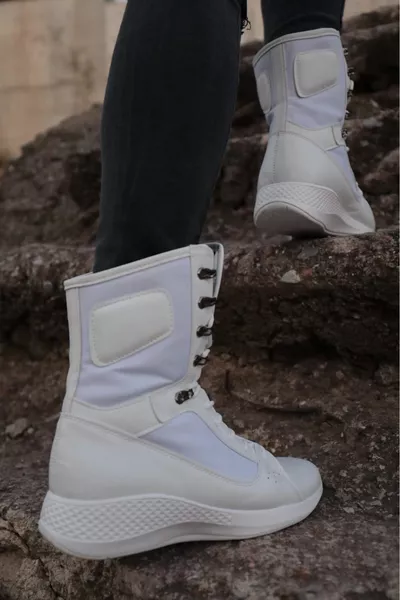 Белые мужские сапоги