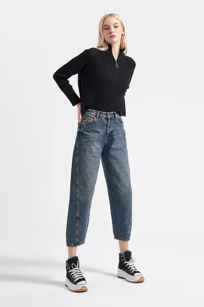 جينز نسائي داكن تينت لون جزر صالح فضفاض تناسب الدينيم