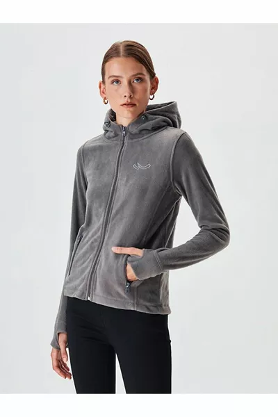 صوف رمادي كارديجان