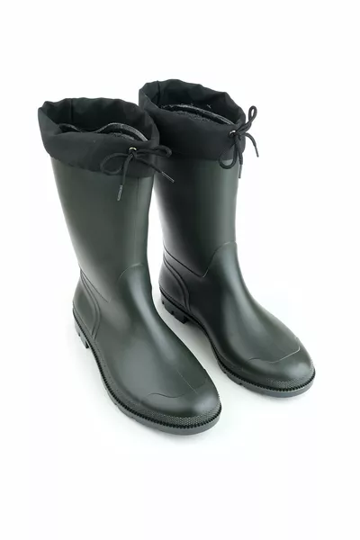 أحذية رجالية مقاومة للماء برباط شتوي مع فرو بالداخل