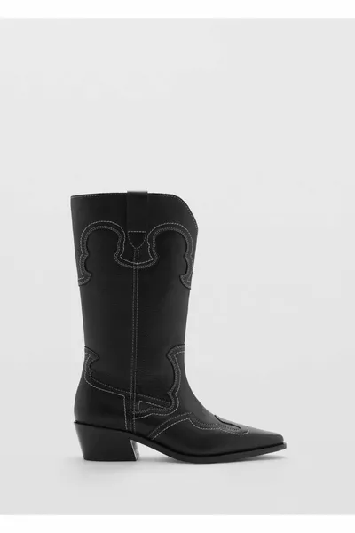 أحذية جلدية على غرار رعاة البقر