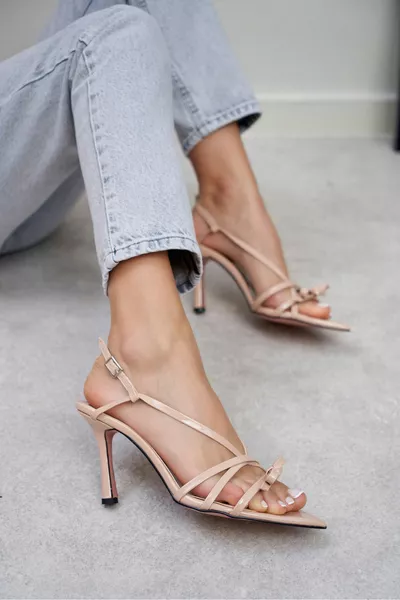 Collie Beige Lackleder Schleife Detail Knöchelkrawatte Damen Sandalen mit Absatz