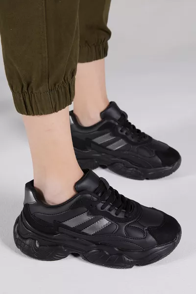 Women's Black Sneakers 