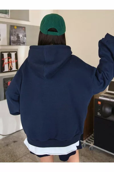 المرأة الأزرق الداكن المتضخم لطيفة المطبوعة قميص من النوع الثقيل