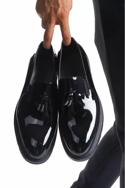 Висока подметка, класически, лачена кожа и велур, класически мъжки обувки