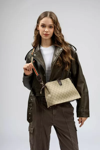 حقيبة يد وكتف نسائية منقوشة