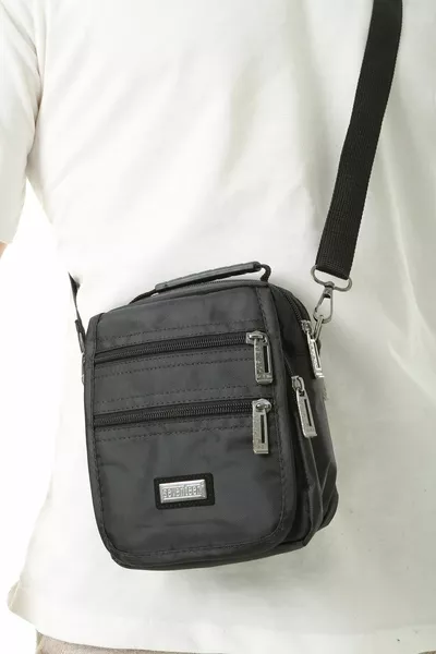 حقيبة يد وكتف رجالية متعددة العيون لون أسود 