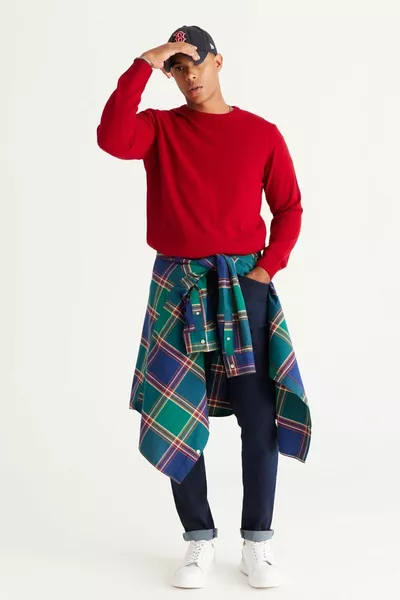 الرجال الأحمر المضادة للبيلينغ المضادة بيلينغ القياسية صالح عادي صالح طاقم الرقبة متماسكة سترة