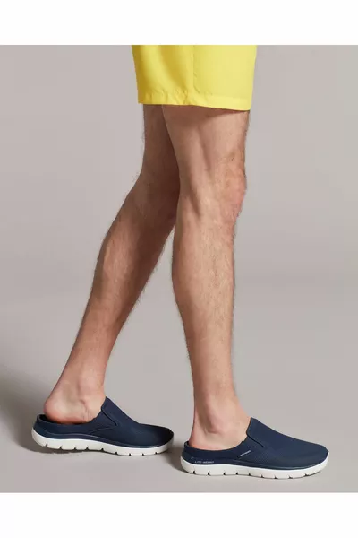 Summits حذاء رياضي أزرق كحلي مفتوح الظهر للرجال tk Nvy