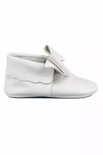 الفراشة البيضاء القوس طفلة الجوارب المتسكعون