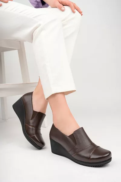 Натуральная кожа Коричневый Женские Кожаные Каблуки Кожаная Обувь 